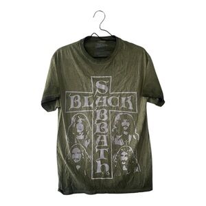 Black Sabbath Distressed Green Graphic T Shirt Men’s Size Medium Tee NEW